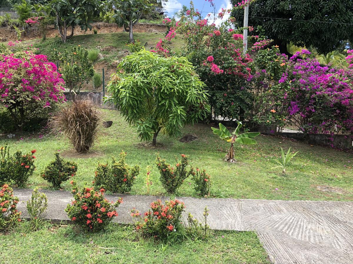 Kaz A Dany Villa Deshaies Exterior foto
